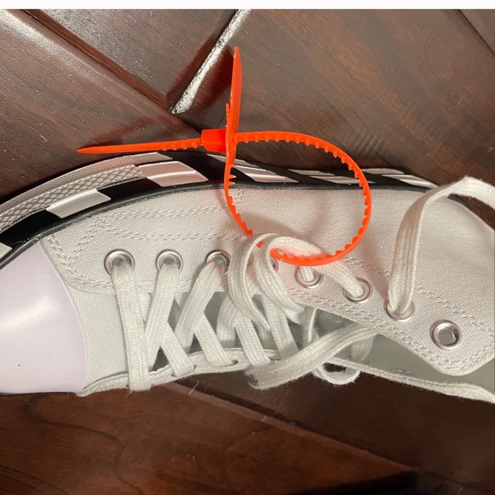 Off White Converse - image 4